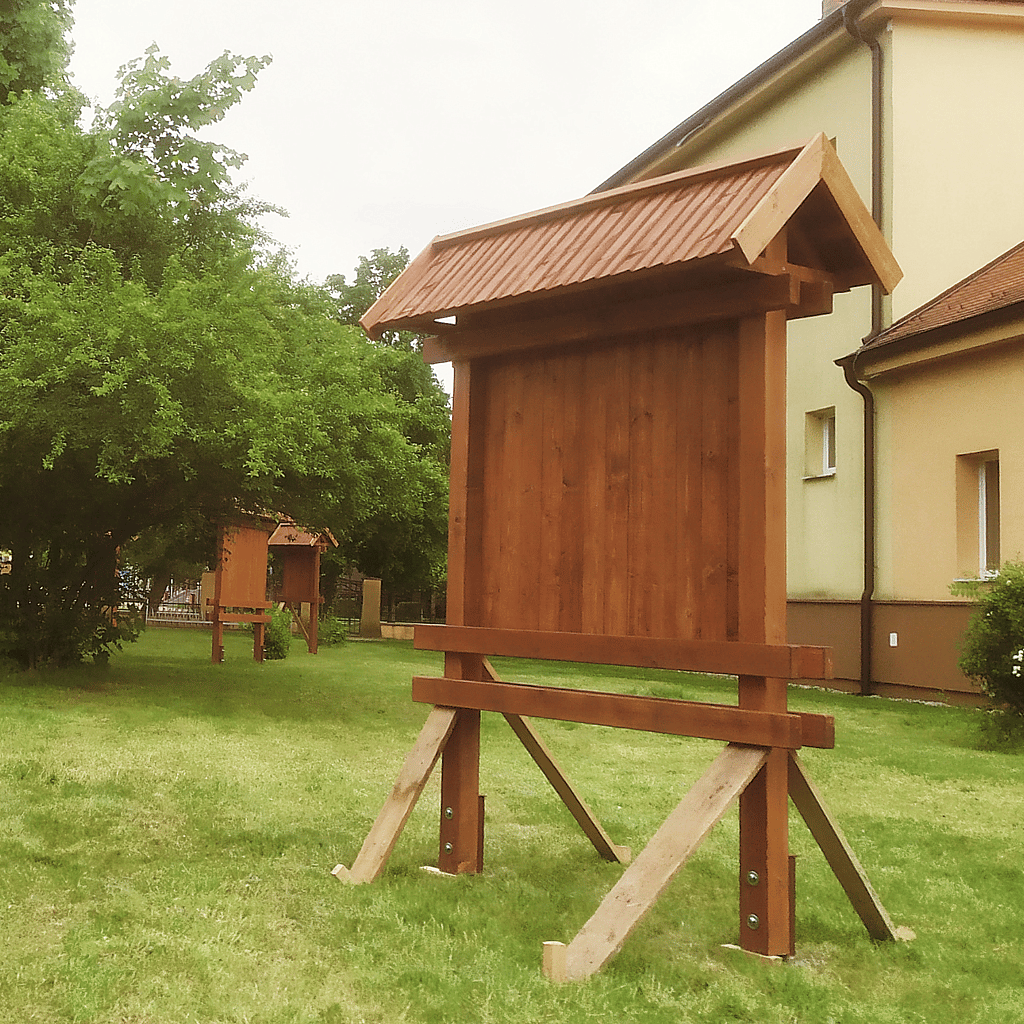 Náučný chodník v areáli ZŠ