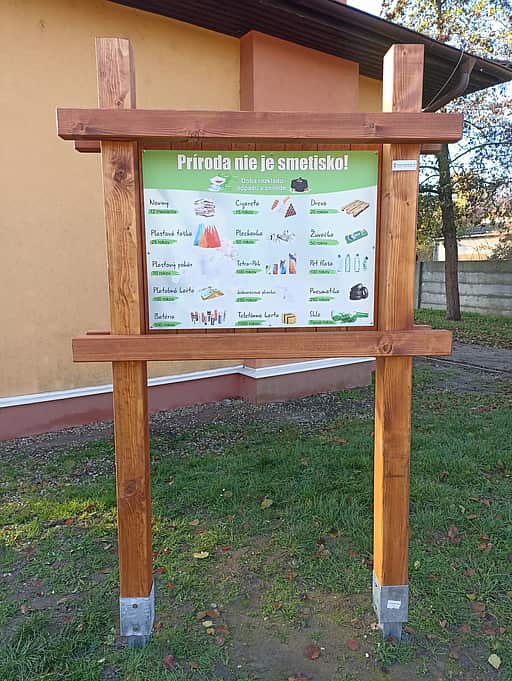 Tabuľa rozkladu odpadu pre školu