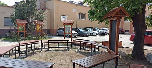 Učebňa v areáli školy